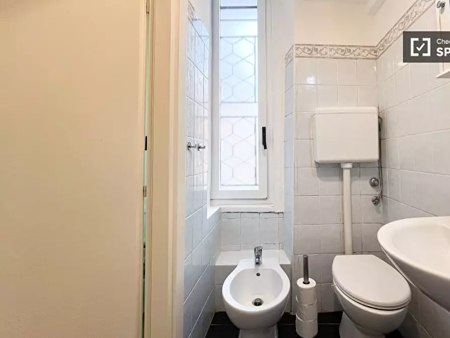 Immagine 12 di Ufficio in affitto  in Via Pietro Crespi a Milano