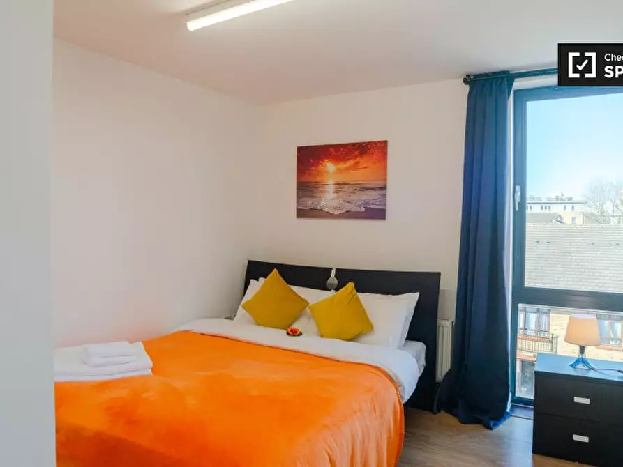 Immagine 2 di Camera condivisa in affitto  in Unit a Poplar