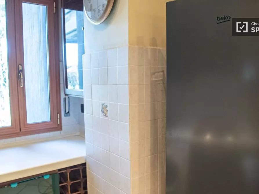 Immagine 14 di Appartamento in affitto  in Via Manfredi Azzarita a Roma