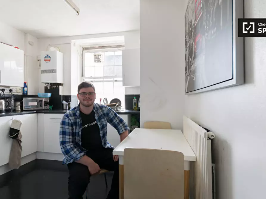 Immagine 6 di Camera condivisa in affitto  in Becklow Gardens a Hammersmith