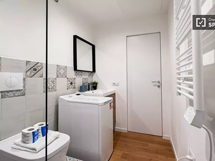 Immagine 12 di Ufficio in affitto  in Via Vincenzo Russo a Milano