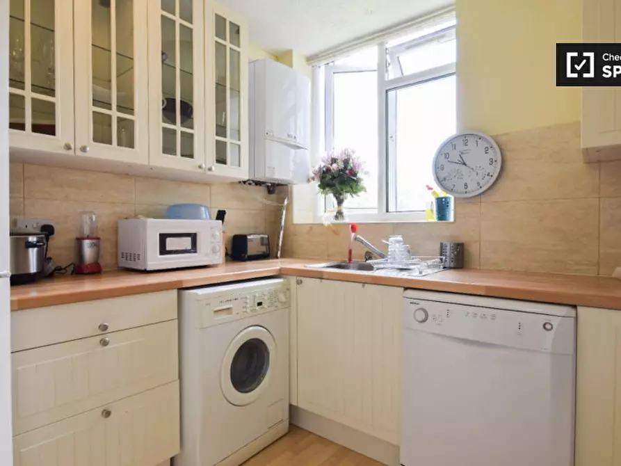 Immagine 7 di Camera condivisa in affitto  in Rayners Road a Wandsworth