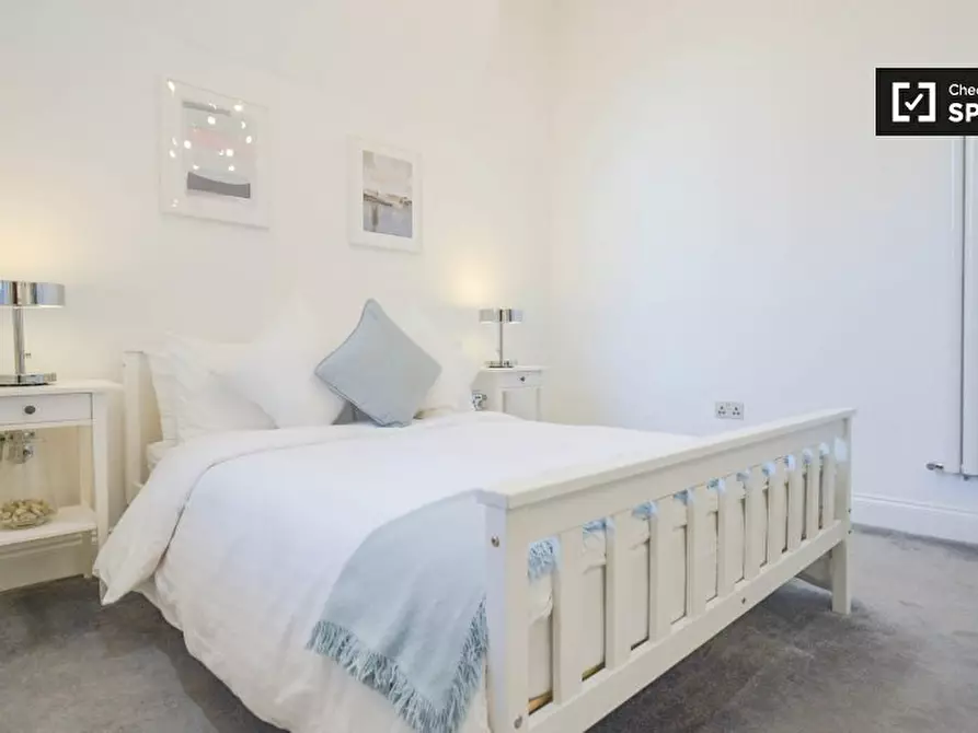 Immagine 6 di Appartamento in affitto  in Portway, London a Stratford