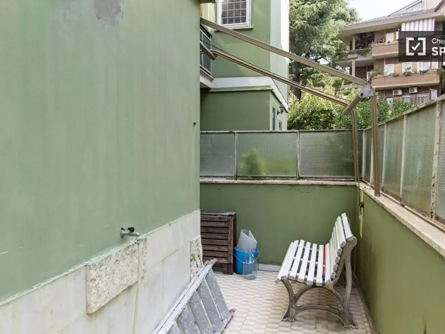 Immagine 17 di Appartamento in affitto  in Via Simone Mosca a Roma