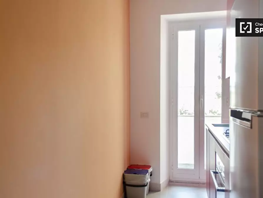 Immagine 9 di Appartamento in affitto  in Via delle Fornaci, 00165 Roma RM, Italy a Roma