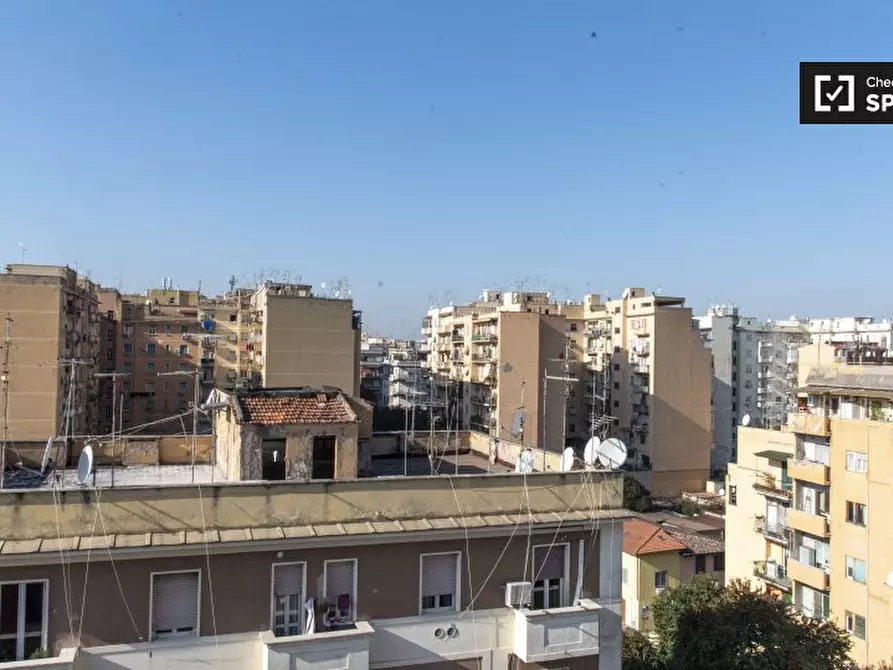 Immagine 7 di Appartamento in affitto  in Via della Marranella a Roma