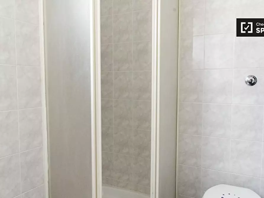 Immagine 17 di Ufficio in affitto  in Via della Balduina a Roma