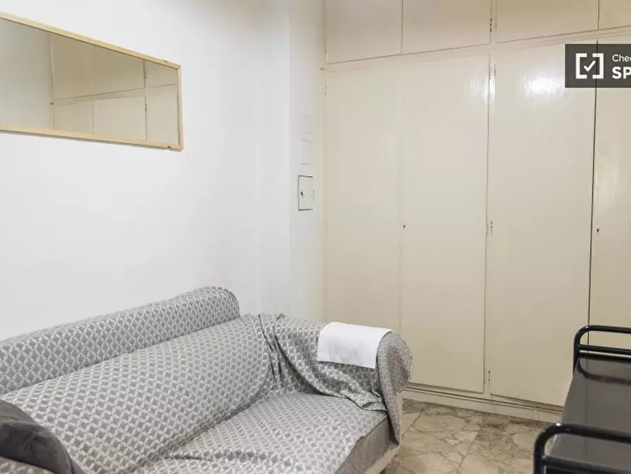 Immagine 16 di Camera condivisa in affitto  in Via Luciano Zuccoli a Roma