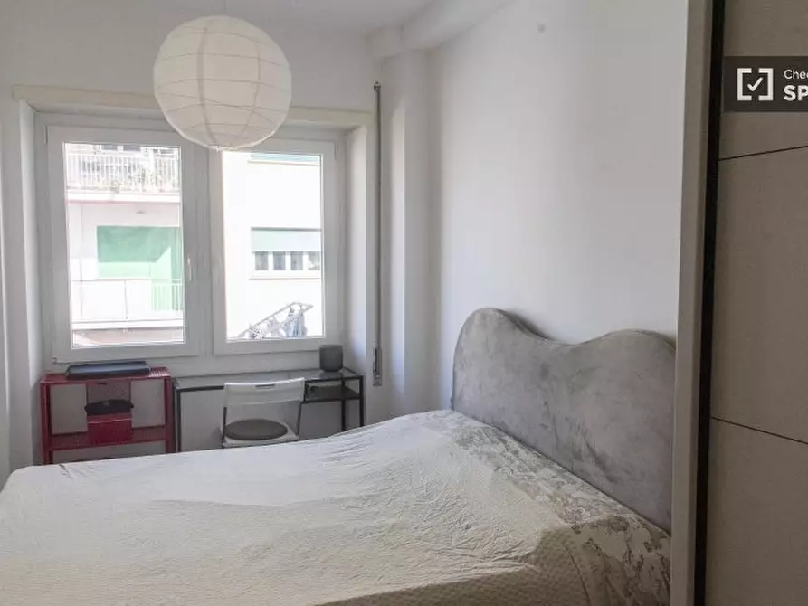 Immagine 2 di Appartamento in affitto  in Via Aulo Plauzio a Roma