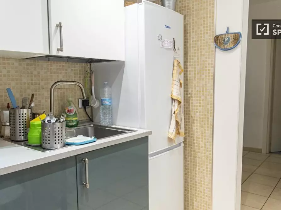 Immagine 6 di Camera condivisa in affitto  in Via Agri a Roma