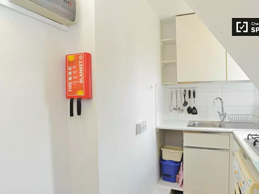 Immagine 5 di Ufficio in affitto  in F2 St Anns Villas a Kensington