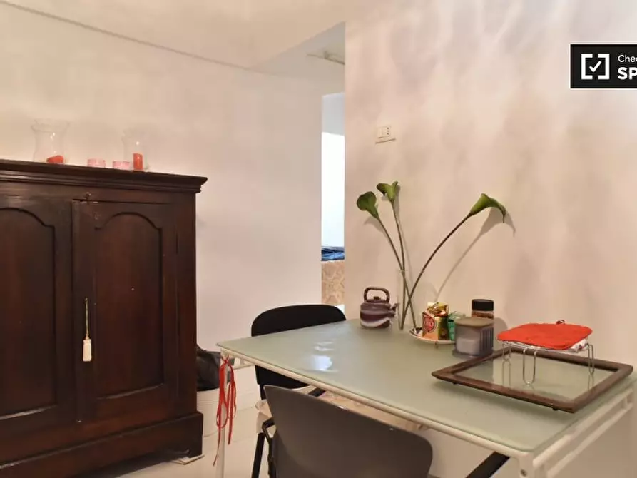 Immagine 6 di Appartamento in affitto  in Via della Stazione Ostiense a Roma