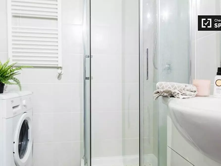 Immagine 19 di Camera condivisa in affitto  in Via Giovanni Pezzotti a Milano