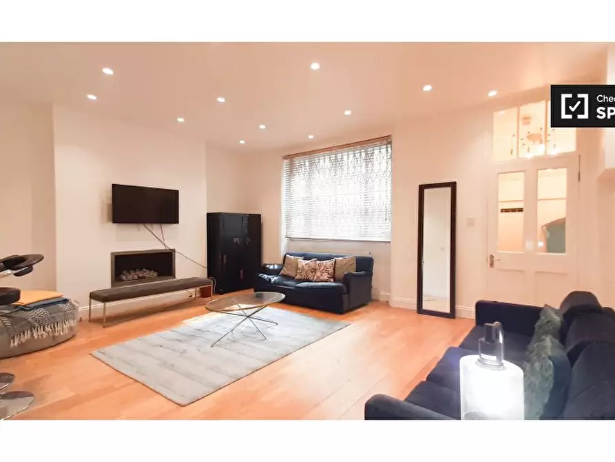 Immagine 6 di Appartamento in affitto  in A Kensington Gardens Square a Paddington