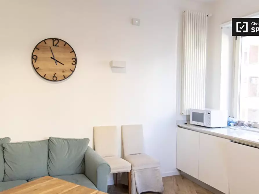 Immagine 12 di Camera condivisa in affitto  in Largo Ettore Marchiafava a Roma