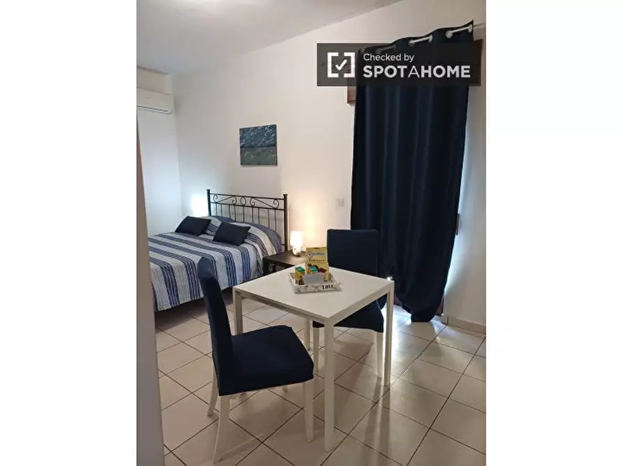 Immagine 16 di Camera condivisa in affitto  in Via Fraconalto a Roma