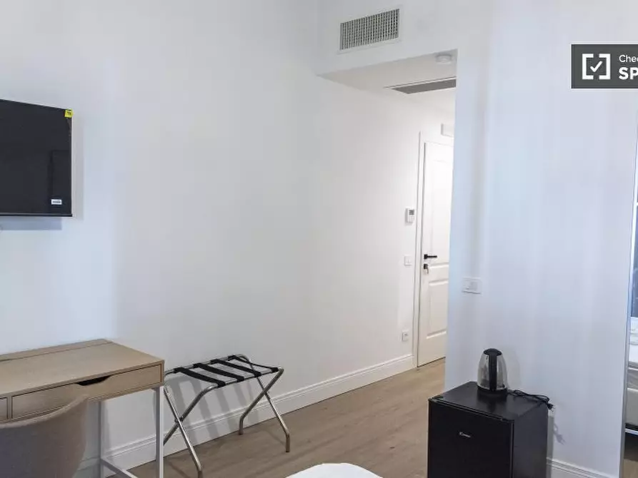 Immagine 8 di Camera condivisa in affitto  in Via Innocenzo XI a Roma