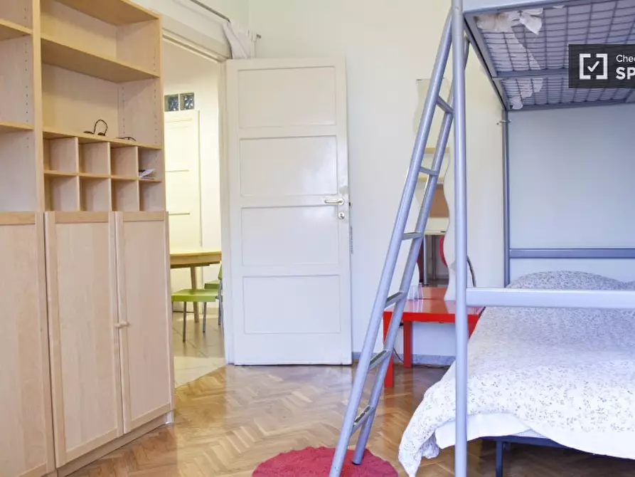 Immagine 3 di Camera condivisa in affitto  in Via Tiburtina a Roma