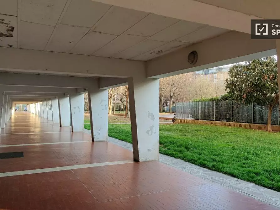 Immagine 18 di Camera condivisa in affitto  in Via Enrico de Nicola a Milano