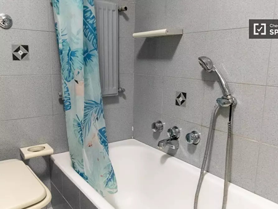 Immagine 7 di Appartamento in affitto  in Piazza Ragusa a Roma