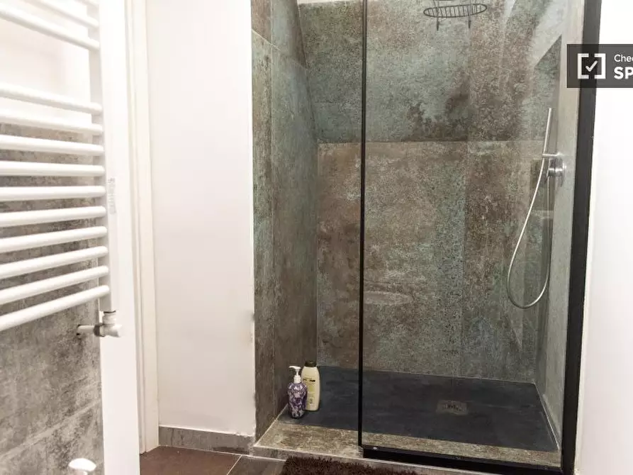 Immagine 7 di Appartamento in affitto  in Via della Marrana a Roma