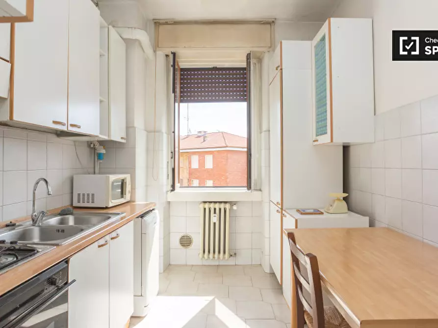 Immagine 8 di Camera condivisa in affitto  in Viale Lucania a Milano