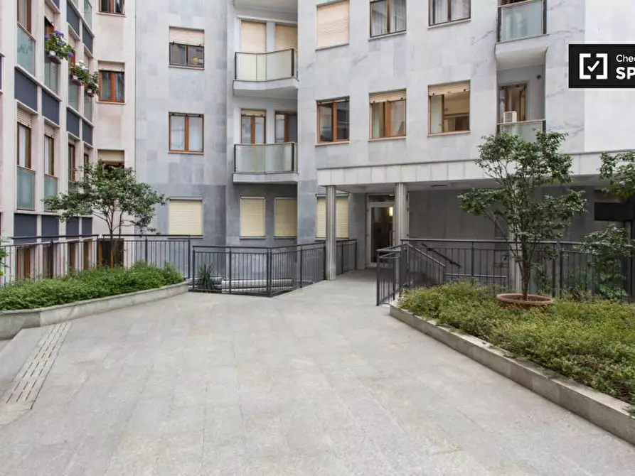 Immagine 13 di Appartamento in affitto  in Via Giuseppe Parini a Milano