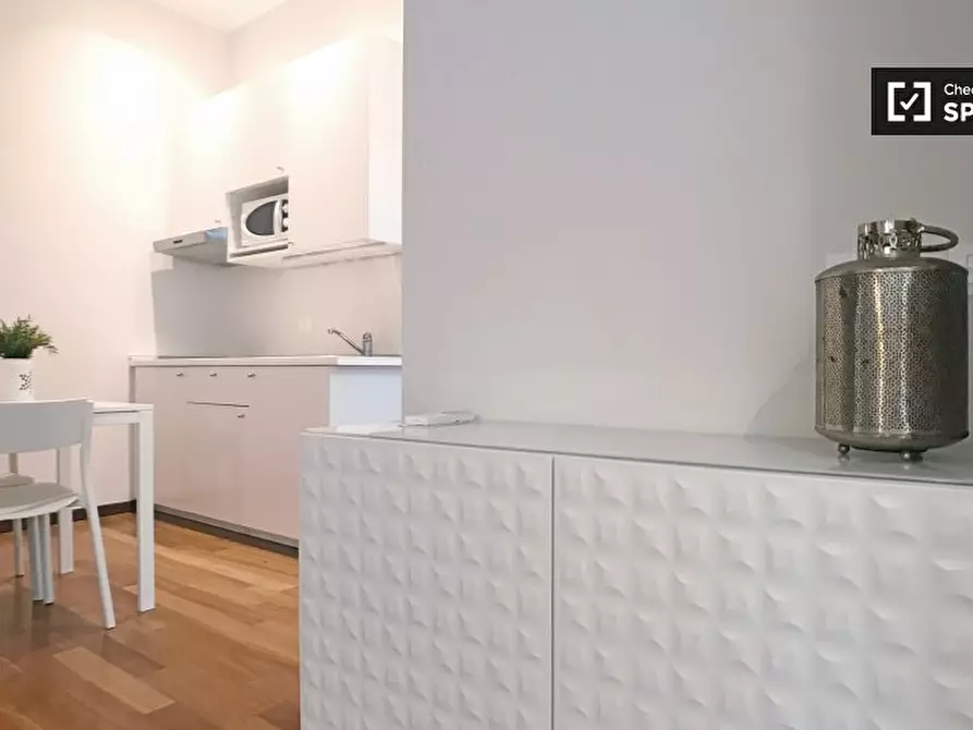 Immagine 8 di Appartamento in affitto  in Via Privata Chioggia a Milano