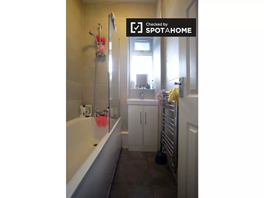 Immagine 9 di Camera condivisa in affitto  in Juniper House a Lewisham
