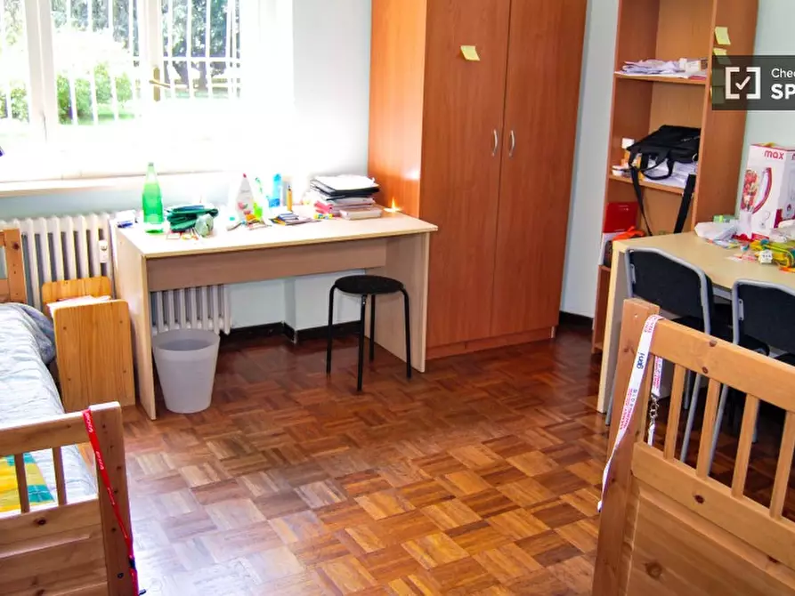 Immagine 3 di Camera condivisa in affitto  in Via Guglielmo Rontgen a Milano