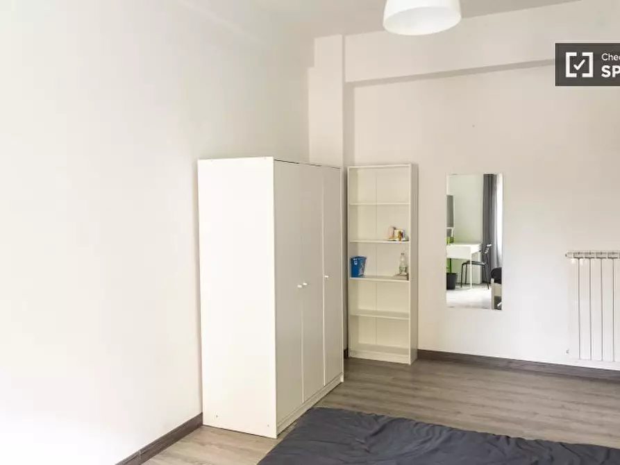 Immagine 5 di Camera condivisa in affitto  in Via Oderisi da Gubbio a Roma