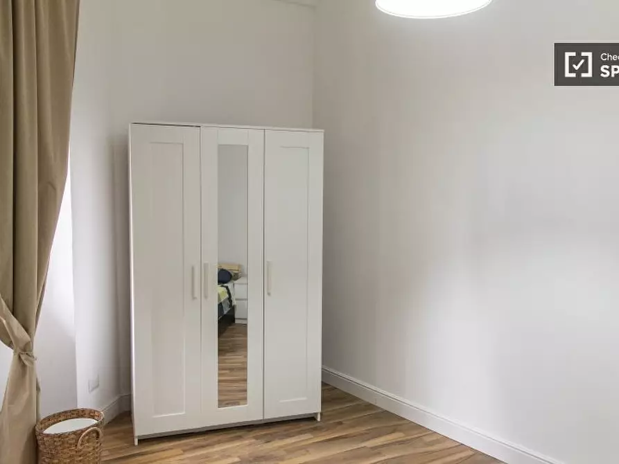 Immagine 19 di Camera condivisa in affitto  in Viale delle Medaglie d'Oro a Roma