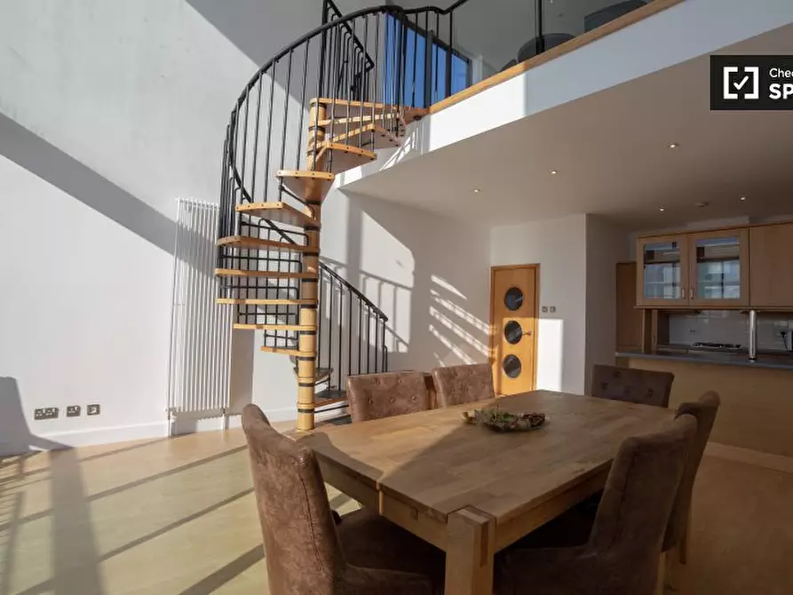 Immagine 5 di Camera condivisa in affitto  in Selsdon Way, Isle of Dogs, London E14 9GR, UK a Poplar