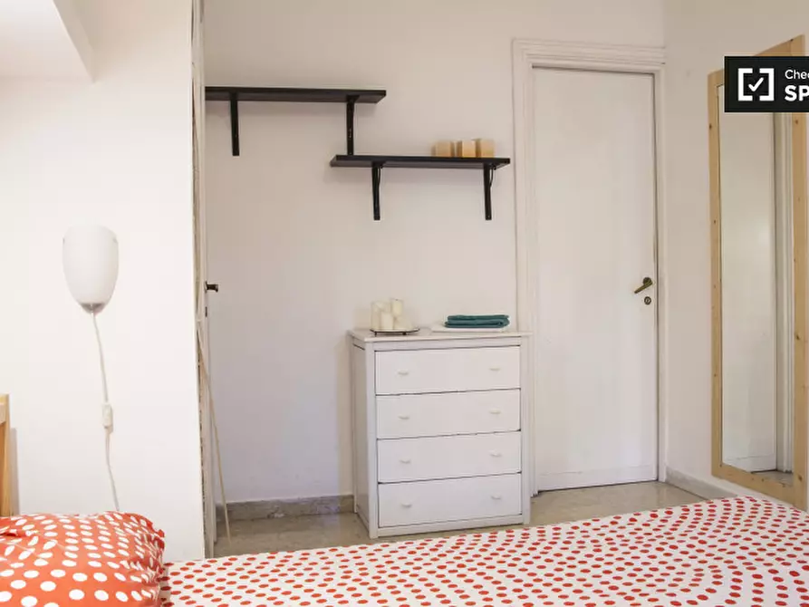 Immagine 2 di Camera condivisa in affitto  in Via Fogliano a Roma