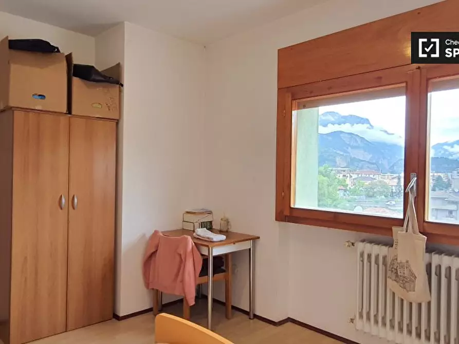 Immagine 3 di Camera condivisa in affitto  in Via Alcide Degasperi a Trento