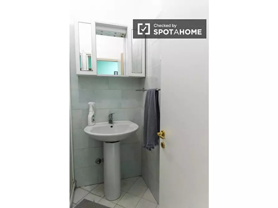 Immagine 17 di Ufficio in affitto  in Via Napoleone III a Roma