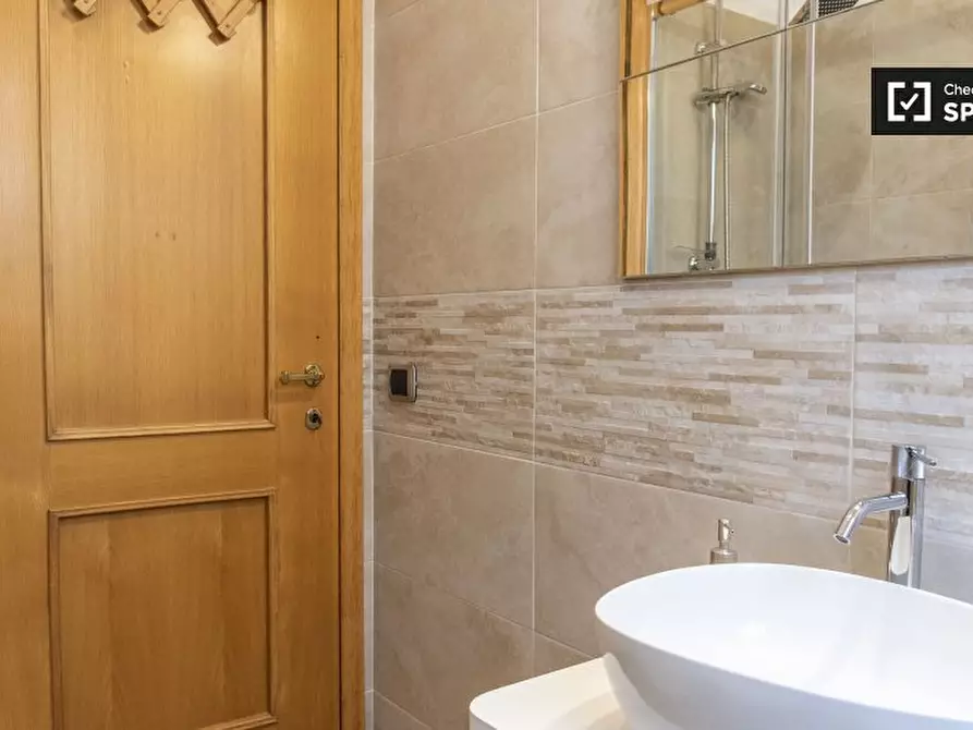 Immagine 13 di Appartamento in affitto  in Via Carlo Livi a Roma