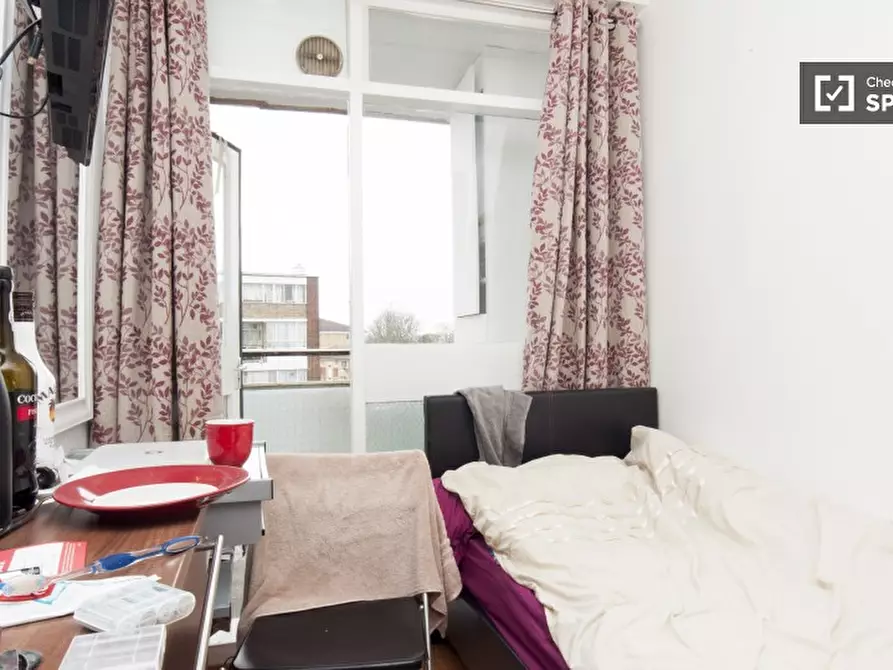 Immagine 9 di Camera condivisa in affitto  in Tildesley Road a Wandsworth