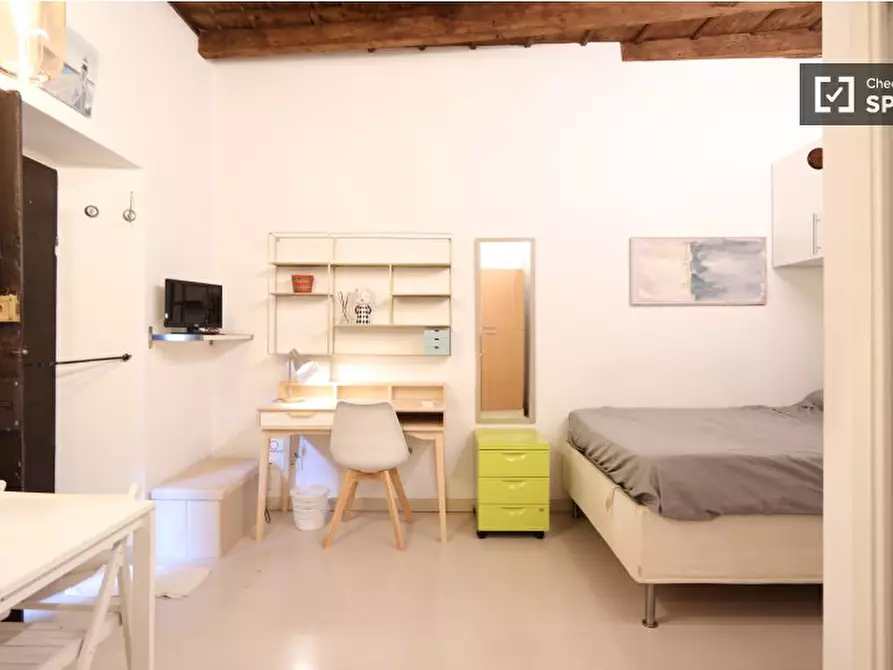 Immagine 8 di Appartamento in affitto  in Corso San Gottardo a Milano