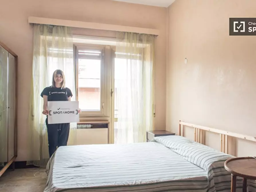 Immagine 15 di Camera condivisa in affitto  in Via Caprese a Roma