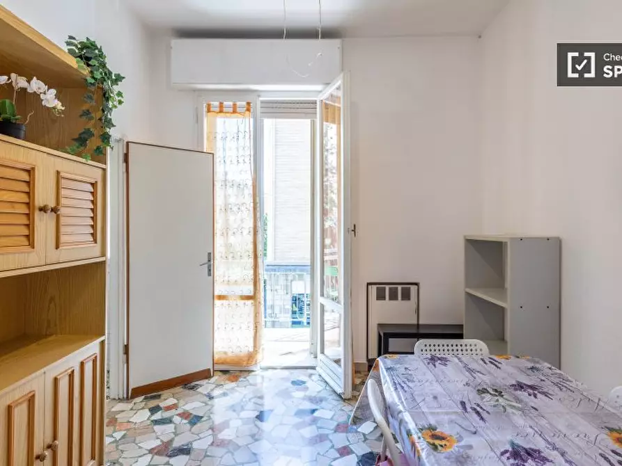 Immagine 12 di Camera condivisa in affitto  in Via Umberto Giordano a Bologna