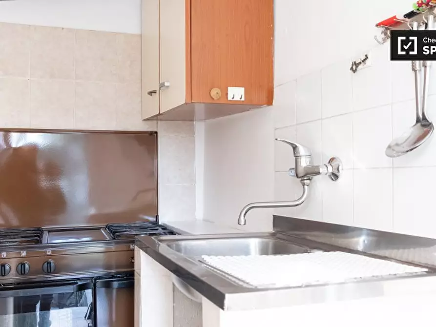 Immagine 5 di Appartamento in affitto  in Via di Porta Medaglia, 148, 00134 Roma RM, Italy a Roma