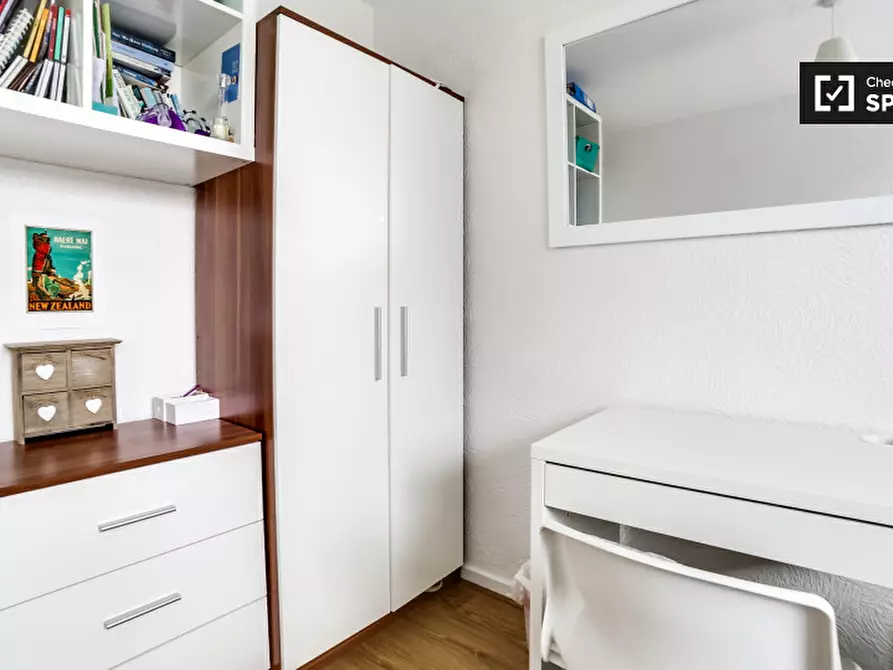 Immagine 1 di Camera condivisa in affitto  in Ollerton Green a Poplar