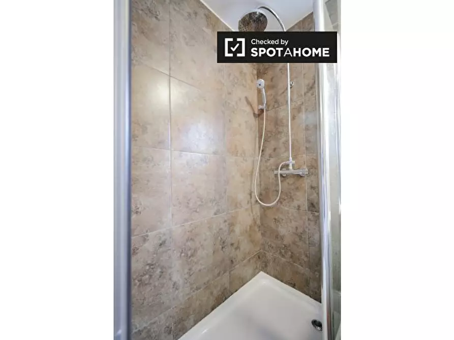 Immagine 19 di Appartamento in affitto  in Swiftsden Way a Bromley