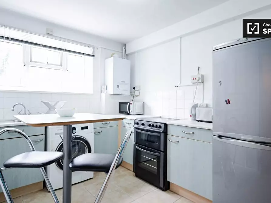 Immagine 9 di Appartamento in affitto  in Swiftsden Way a Bromley