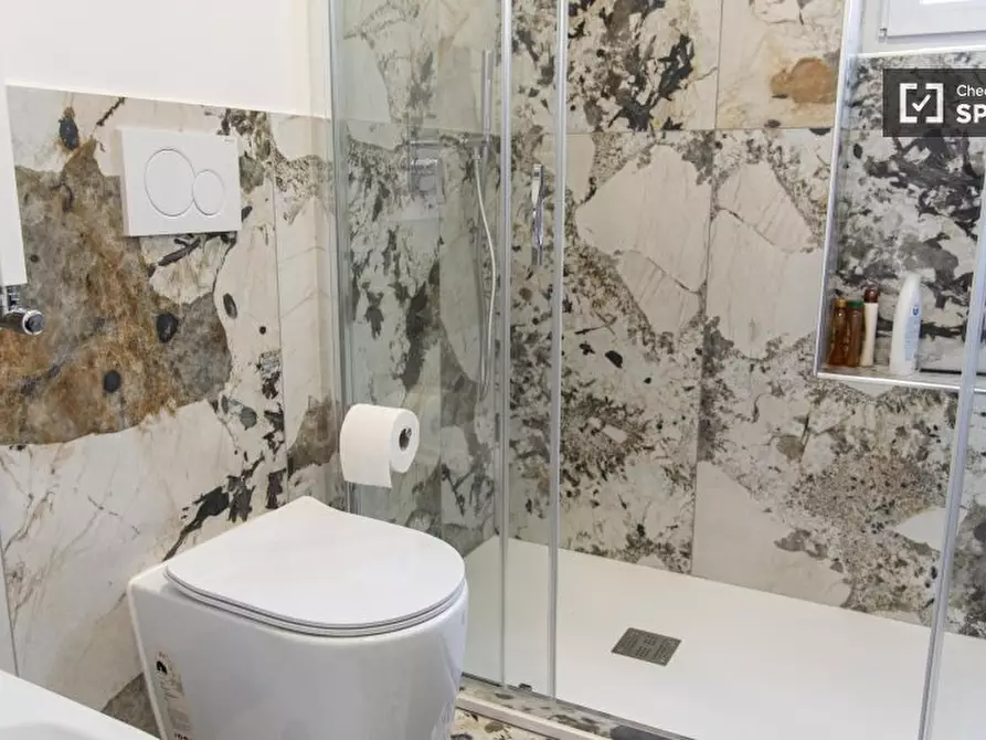 Immagine 9 di Camera condivisa in affitto  in Via Barbiellini Amidei Bernardo a Roma