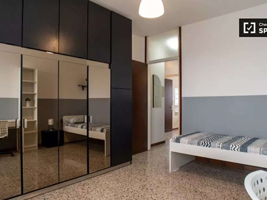 Immagine 3 di Camera condivisa in affitto  in Via Lucca, 20152 Milano MI, Italy a Milano