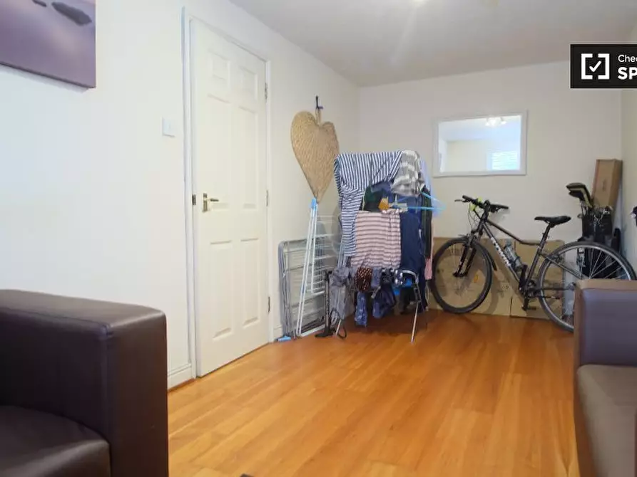 Immagine 6 di Camera condivisa in affitto  in Basevi Way a Lewisham