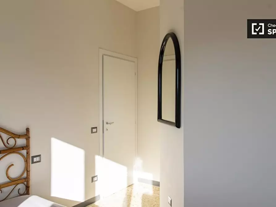 Immagine 2 di Appartamento in affitto  in Via Erasmo Gattamelata a Roma