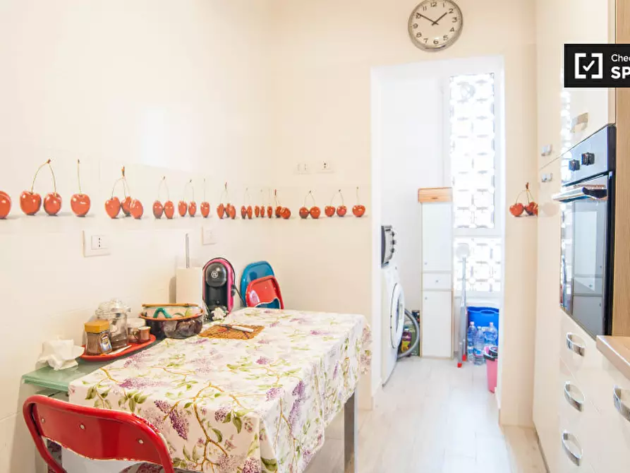 Immagine 13 di Camera condivisa in affitto  in Via Aurelia a Roma